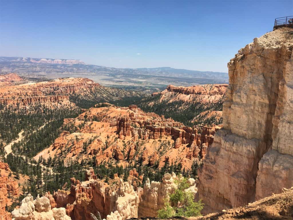 View from Bryce Canyon Inspiration Point along Bryce Canyon Rim Trail #walkingtheparks #BryceCanyon #hiking